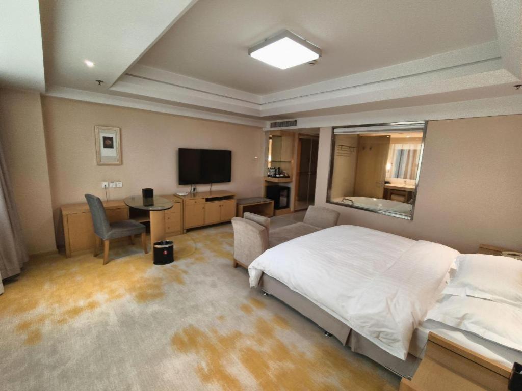 รามาดา พลาซา เซินหยาง ซิตี้ เซ็นเตอร์ Hotel เสิ่นหยาง ภายนอก รูปภาพ