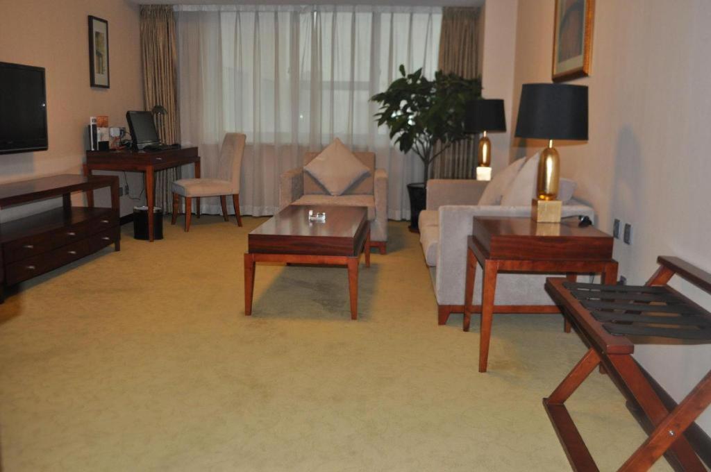 รามาดา พลาซา เซินหยาง ซิตี้ เซ็นเตอร์ Hotel เสิ่นหยาง ภายนอก รูปภาพ