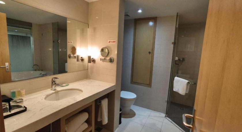 รามาดา พลาซา เซินหยาง ซิตี้ เซ็นเตอร์ Hotel เสิ่นหยาง ภายนอก รูปภาพ