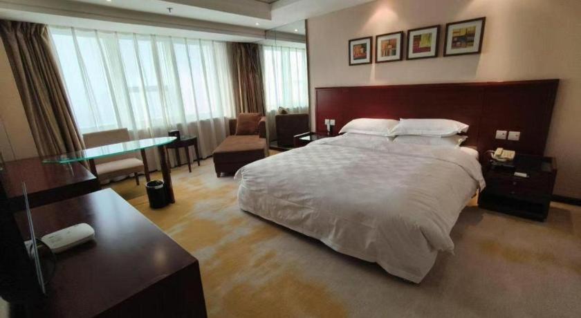 รามาดา พลาซา เซินหยาง ซิตี้ เซ็นเตอร์ Hotel เสิ่นหยาง ภายนอก รูปภาพ